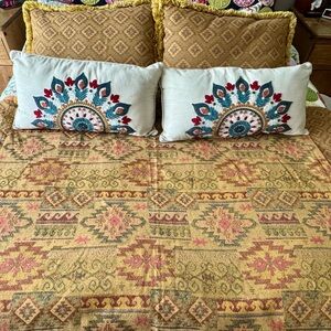 “Rue des Paris Gobelins” Tapestry Bedspread and Pillows set